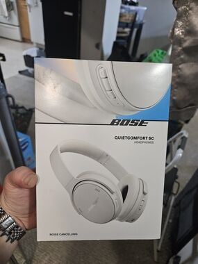 Bose QuietComfort SC Headphones - White